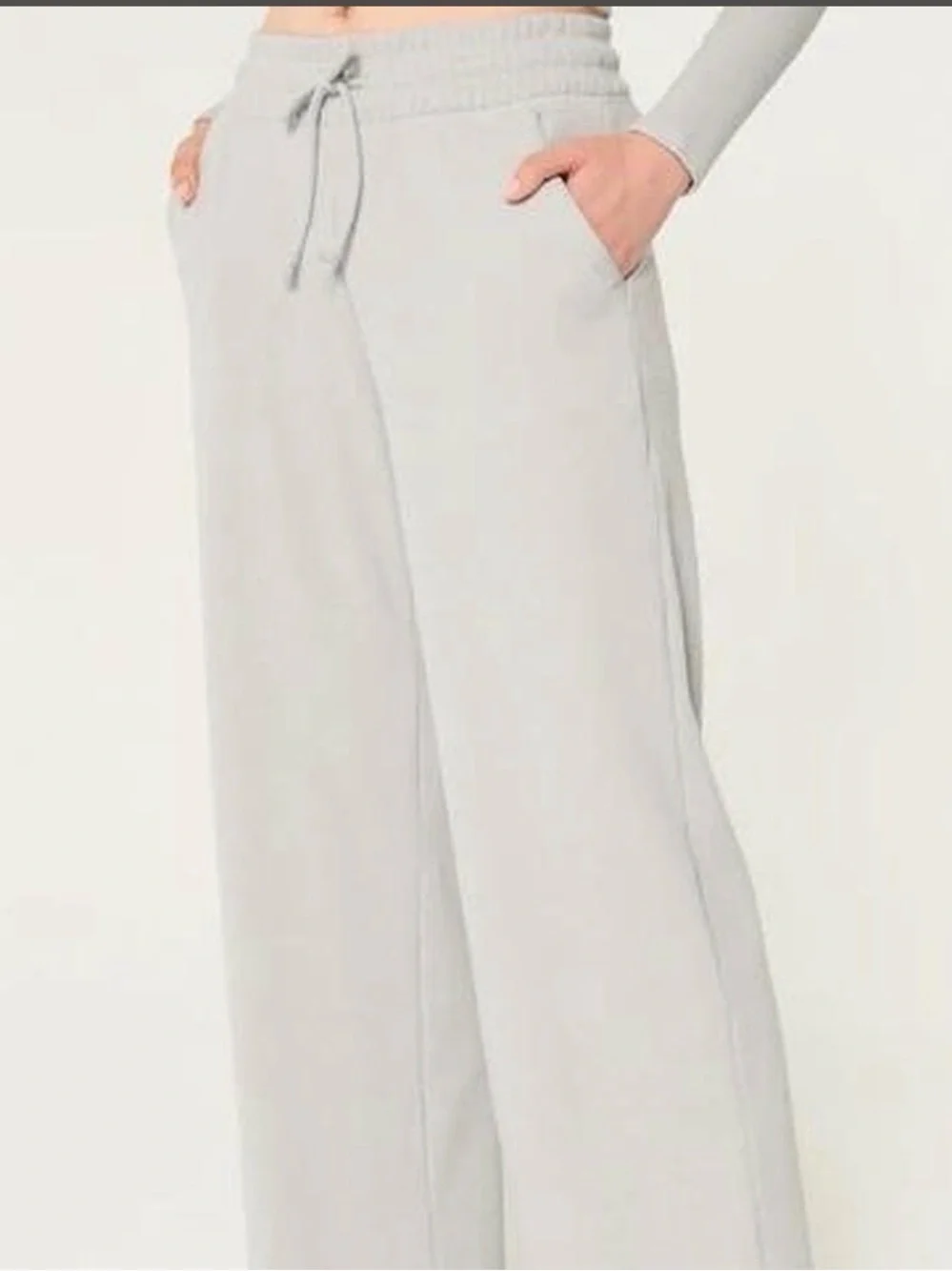 Gilly Hicks by Hollister Active Cool Down Wide-Leg Pants in Stone Medium
